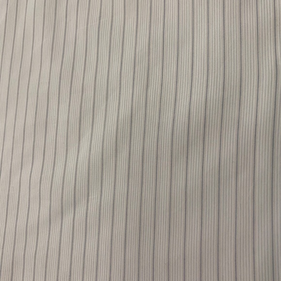 Two Comfort Outfitter Button Down Shirts - Picture 2 of 4